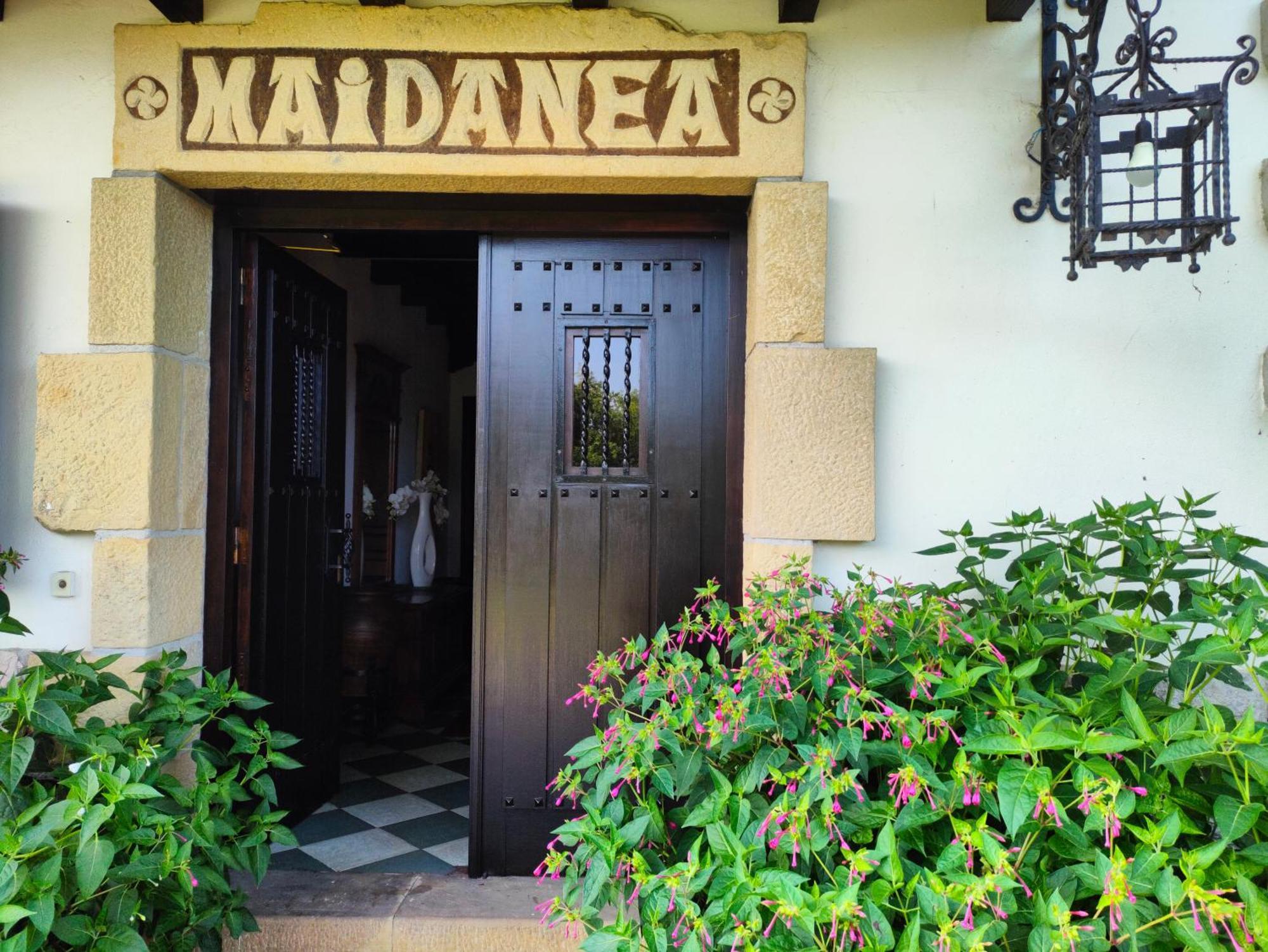 Maidanea * Hondarribia